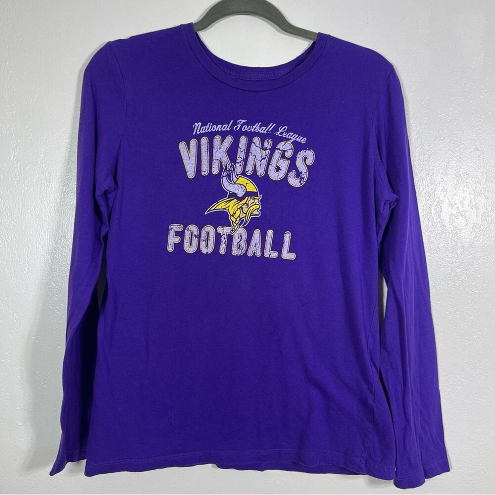 NFL Team, Minnesota Vikings Long Sleeve Shirt. Size Large. Excellent condition!